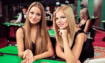 Đội ngũ kỹ thuật viên và phát triển phần mềm của 76win